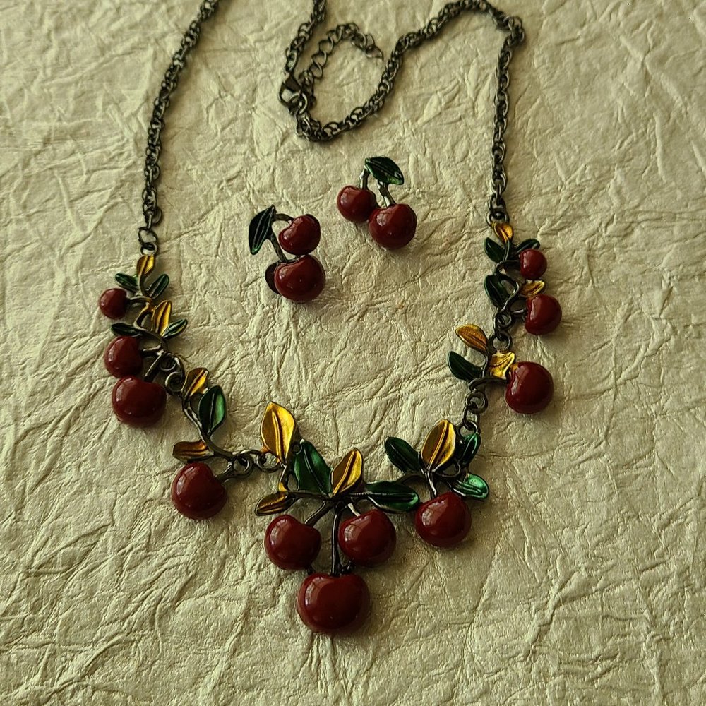Red Cherries Short necklace-Remarkable Unique Necklace -Summer jewelry - Picture 6 of 9